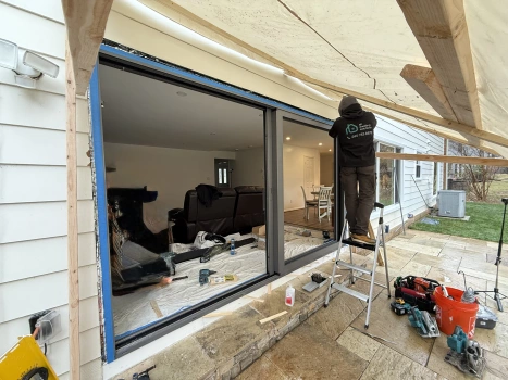 European OKNOPLAST Aluminum Sliding Patio Door project photo.