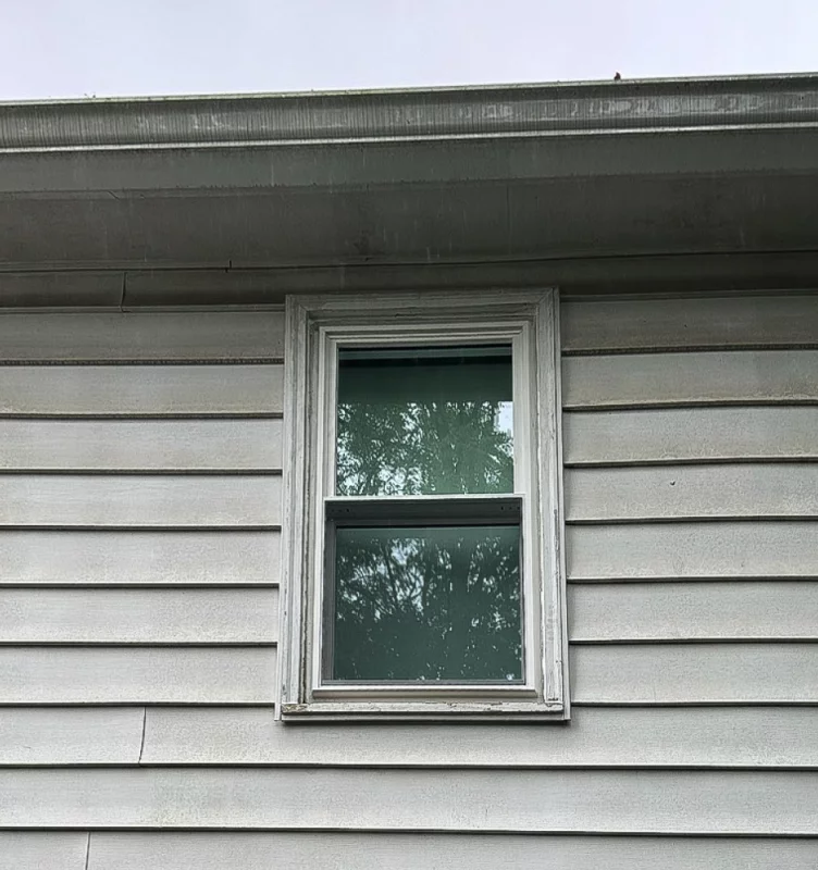 Vinyl Double-Hung Window Replacement gallery photo.