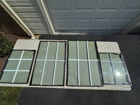 Broken Seal Glass Replacement project photo.