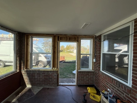 Oknoplast Tilt & Turn Windows Installation project photo.