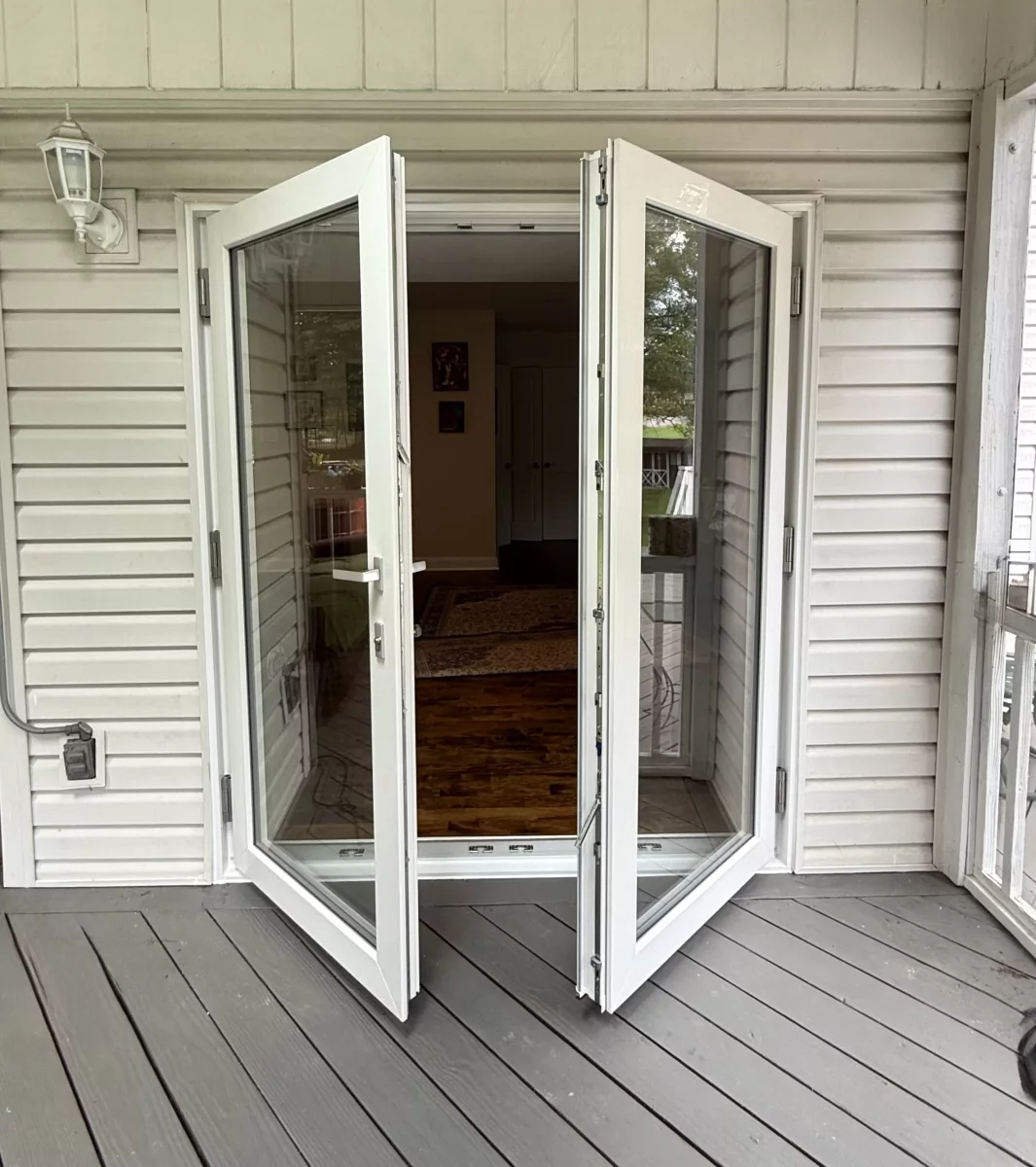 Sliding Door upgrade to Oknoplast Balcony Door gallery photo.