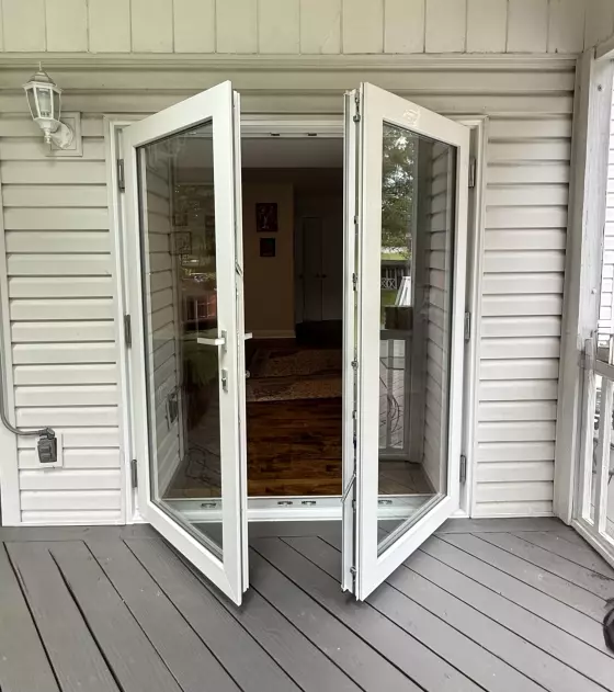 Sliding Door upgrade to Oknoplast Balcony Door project photo.