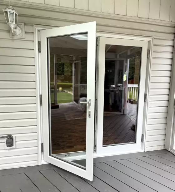 Sliding Door upgrade to Oknoplast Balcony Door project photo.